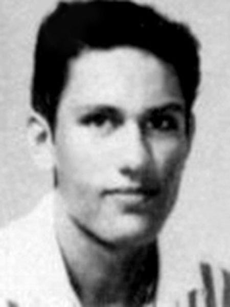 Headstone of Alejandro Makintaya