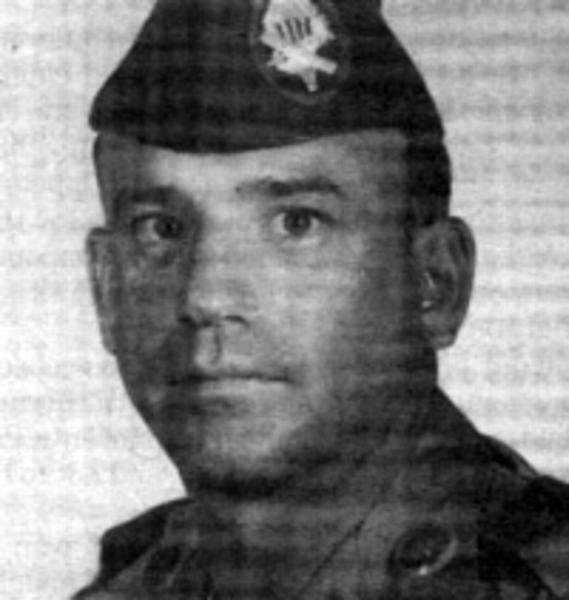 Headstone of Richard Louis Bariglio