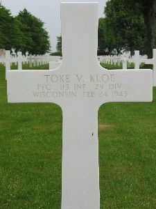 Back of headstone — Toke Veset Kloe
