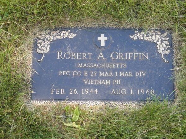Headstone of Robert Griffin