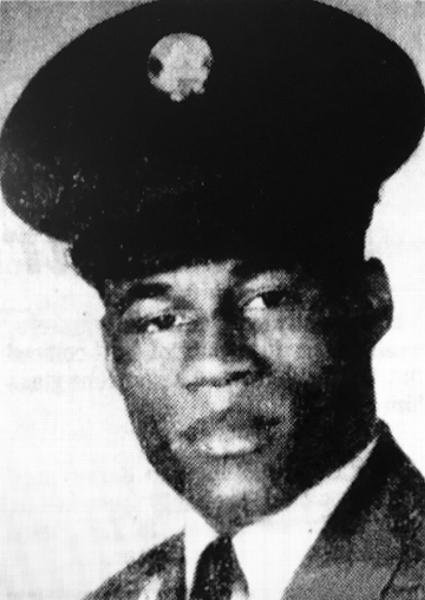 Headstone of Robert Lee Fuqua Jr.